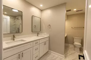 5643 S Harlem Ave, Chicago, IL 60638 - Photo 9