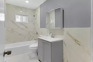 13240 S St Lawrence Ave, Chicago, IL 60827 - Photo 9