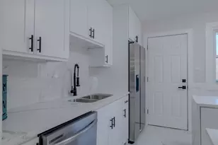 17000 Magnolia Dr, Hazel Crest, IL 60429 - Photo 9