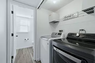 1595 Lois Ann Ln, Naperville, IL 60563 - Photo 17