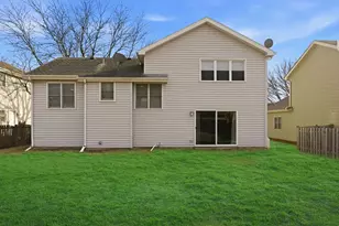 1595 Lois Ann Ln, Naperville, IL 60563 - Photo 23