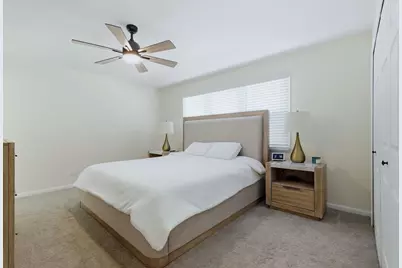 1595 Lois Ann Lane, Naperville, IL 60563 - Photo 9