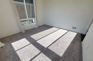 1270 Lakepointe Dr, Schaumburg, IL 60173 - Photo 17