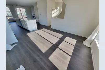 1270 Lakepointe Drive, Schaumburg, IL 60173 - Photo 3