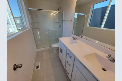 1270 Lakepointe Drive, Schaumburg, IL 60173 - Photo 13