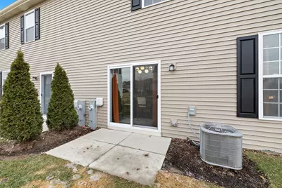 8520 Stillwater Road, Wonder Lake, IL 60097 - Photo 23