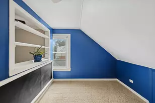 373 Woodbridge St, Des Plaines, IL 60016 - Photo 17