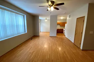 3864 Pathfinder Ln, Joliet, IL 60435 - Photo 7