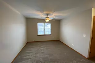 3864 Pathfinder Ln, Joliet, IL 60435 - Photo 17