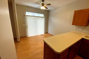 3864 Pathfinder Ln, Joliet, IL 60435 - Photo 9