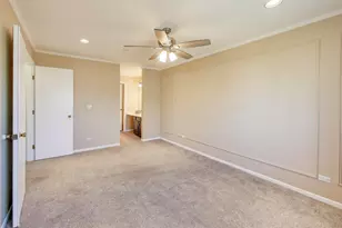 2122 Southwind Cir, Schaumburg, IL 60194 - Photo 11