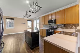 1782 Montrose Dr, Aurora, IL 60503 - Photo 9