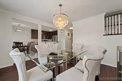 292 Shadowbend Drive #292, Wheeling, IL 60090 - Photo 9