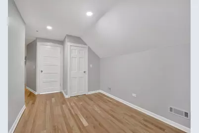 7825 S Ingleside Avenue, Chicago, IL 60619 - Photo 19