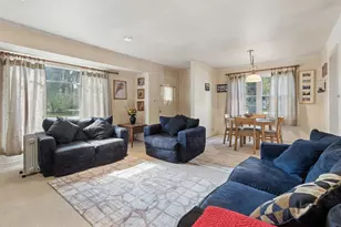 951 Hemlock St, Deerfield, IL 60015 - Photo 3