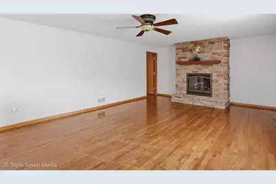 8101 Highfield Court, Tinley Park, IL 60487 - Photo 17