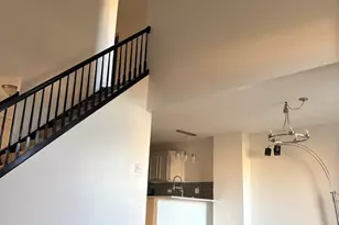 610 Daisy Ln, Roselle, IL 60172 - Photo 7