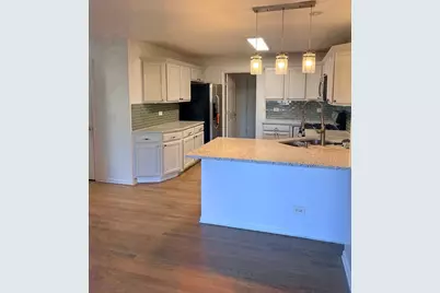 610 Daisy Lane, Roselle, IL 60172 - Photo 9