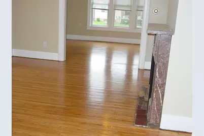 20-22 N Locust Street, Aurora, IL 60506 - Photo 5