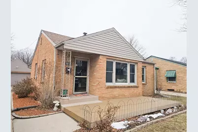 5006 Arlington Street, Loves Park, IL 61111 - Photo 1