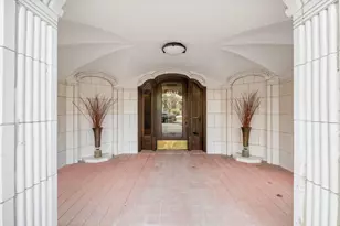 227 N Grove Ave, Oak Park, IL 60302 - Photo 3