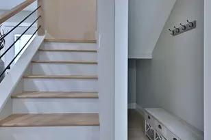 656 W Comstock Ave, Elmhurst, IL 60126 - Photo 15