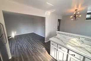 209 Bunker Hill Dr, Bolingbrook, IL 60440 - Photo 7