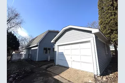 209 Bunker Hill Drive, Bolingbrook, IL 60440 - Photo 13