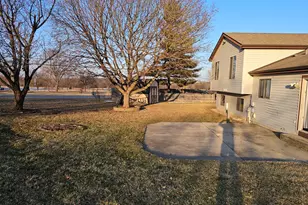 145 Abbeywood Cir, Streamwood, IL 60107 - Photo 27