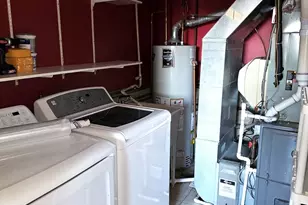 145 Abbeywood Cir, Streamwood, IL 60107 - Photo 17