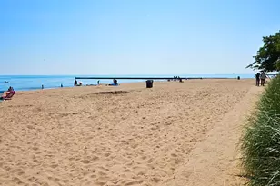 1138 W Pratt Blvd, Chicago, IL 60626 - Photo 35