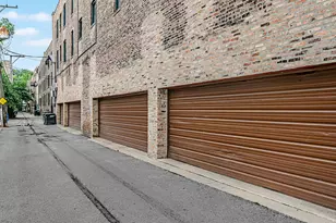 1138 W Pratt Blvd, Chicago, IL 60626 - Photo 29