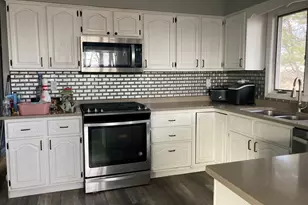 602 N 29th Rd, Lasalle, IL 61301 - Photo 9