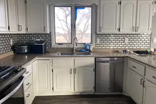 602 N 29th Rd, Lasalle, IL 61301 - Photo 13