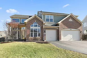 2313 Barrett Dr, Algonquin, IL 60102 - Photo 1