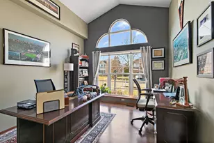 2313 Barrett Dr, Algonquin, IL 60102 - Photo 9