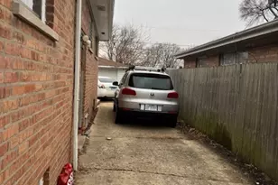 7731 S Keating Ave, Chicago, IL 60652 - Photo 17