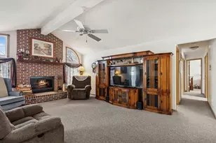 7001 Cornwall Dr, Joliet, IL 60431 - Photo 3