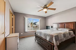 7001 Cornwall Dr, Joliet, IL 60431 - Photo 9