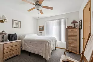 7001 Cornwall Dr, Joliet, IL 60431 - Photo 13