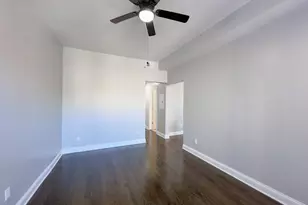 906 W Montrose Ave, Chicago, IL 60613 - Photo 9