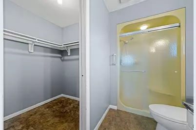 6466 Thorncrest Drive, Rockford, IL 61109 - Photo 21