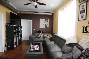 2609 W Thomas St, Chicago, IL 60622 - Photo 7