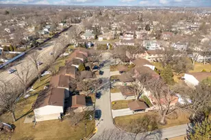 404 Arrow Trail, Wheeling, IL 60090 - Photo 23