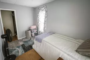 508 McDonough St, Joliet, IL 60436 - Photo 9