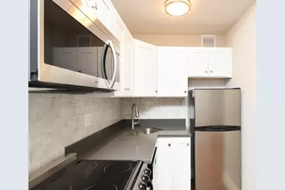 640 W Wrightwood Avenue #109, Chicago, IL 60614 - Photo 3