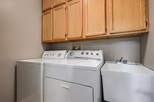 2412 Pepper Tree Ct, Lisle, IL 60532 - Photo 19