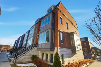 1233 Gateway Court, Northbrook, IL 60062 - Photo 1