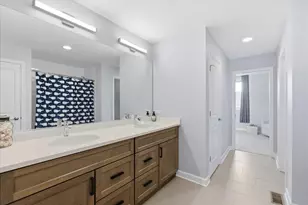 1233 Gateway Ct, Northbrook, IL 60062 - Photo 13
