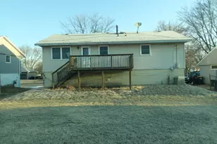 413 Lacy Ave, Streamwood, IL 60107 - Photo 9